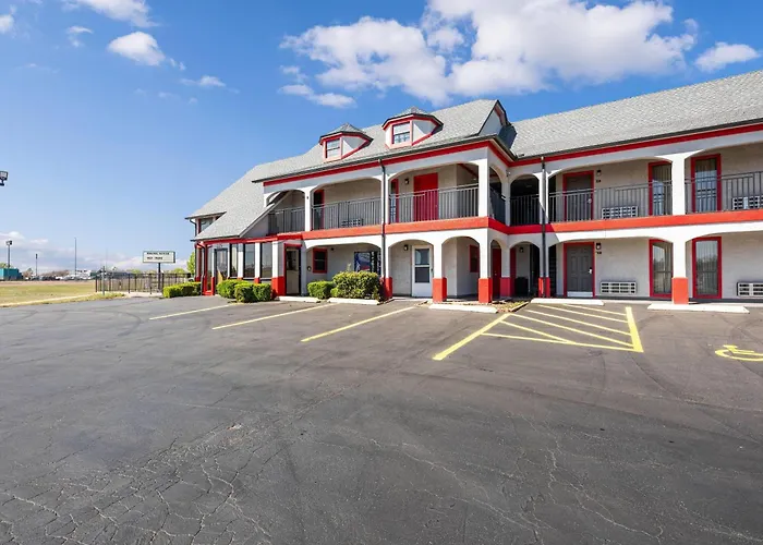 Super 8 By Wyndham Norman West Ok